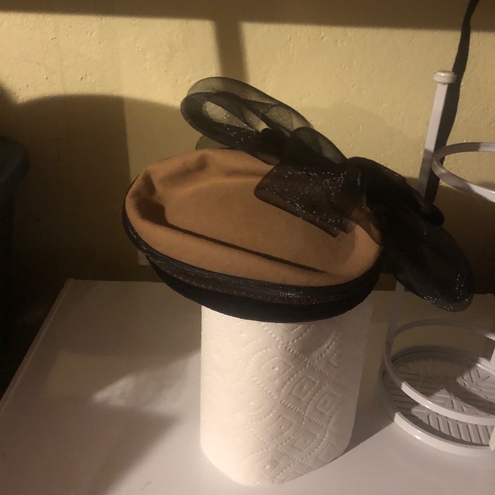 Felt hat - Picture 6 of 6